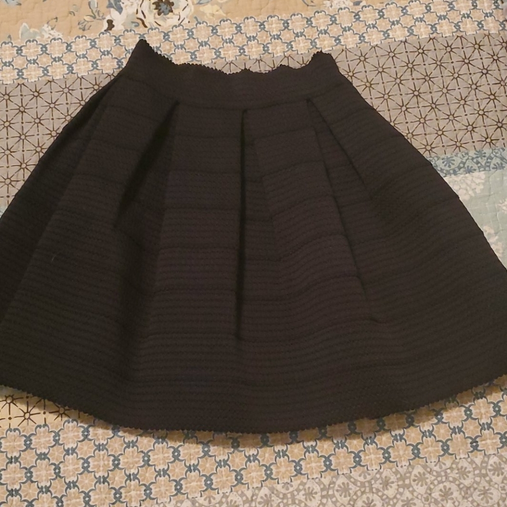 Black Express skirt